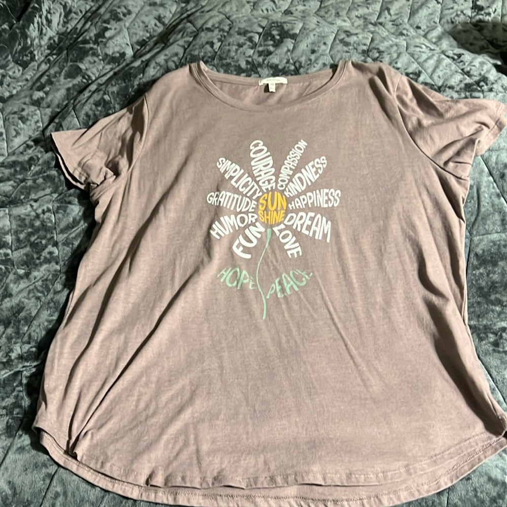 Maurices Womens Short Sleeve TShirt Flower Size XXL Purple